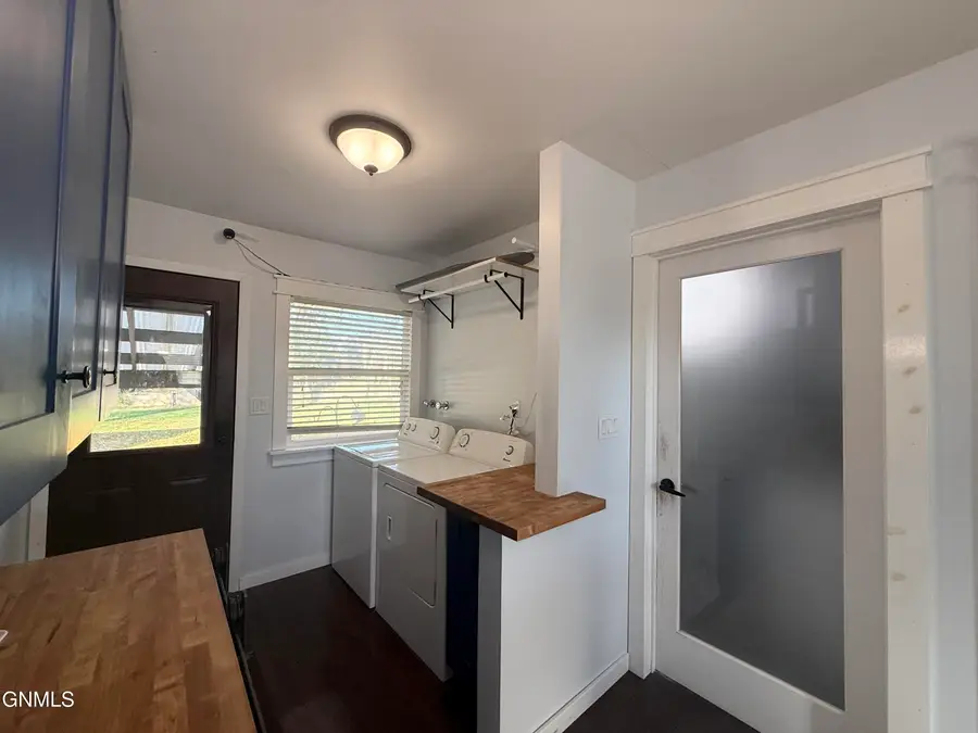 509 3rd Street Ne, Watford City, ND 58854 - #3