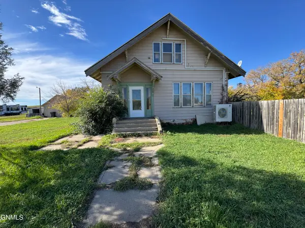908 Elk Street, Alexander, ND 58831