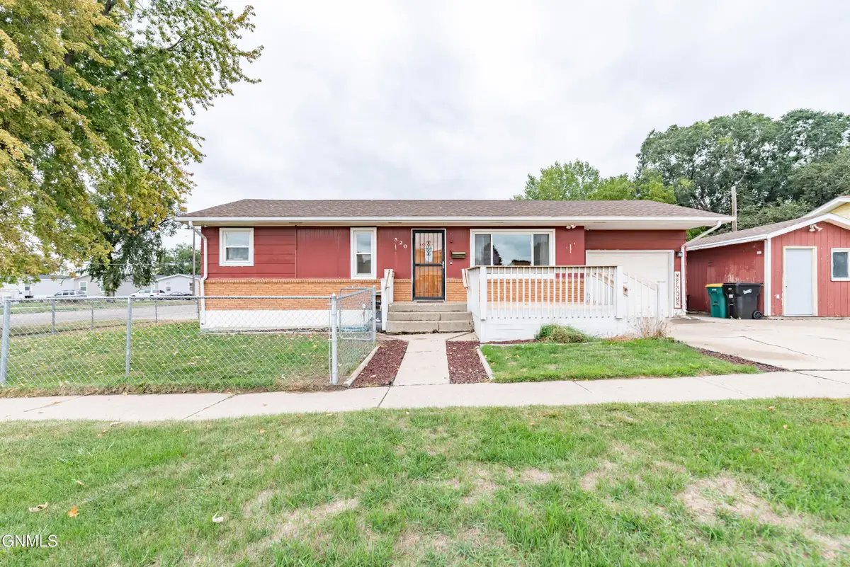 520 S 10th Street, Bismarck, ND 58504 - #1