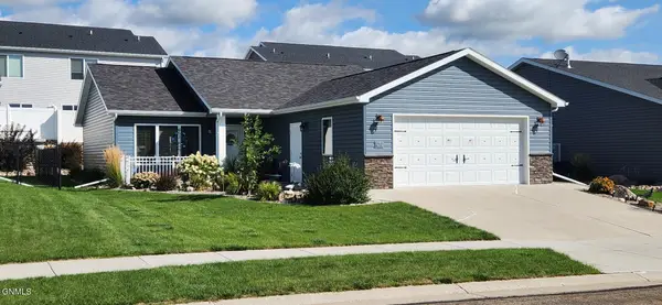 212 Huron Drive, Bismarck, ND 58503