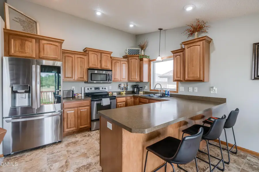 6260 28th Avenue Se, Lincoln, ND 58504 - #3
