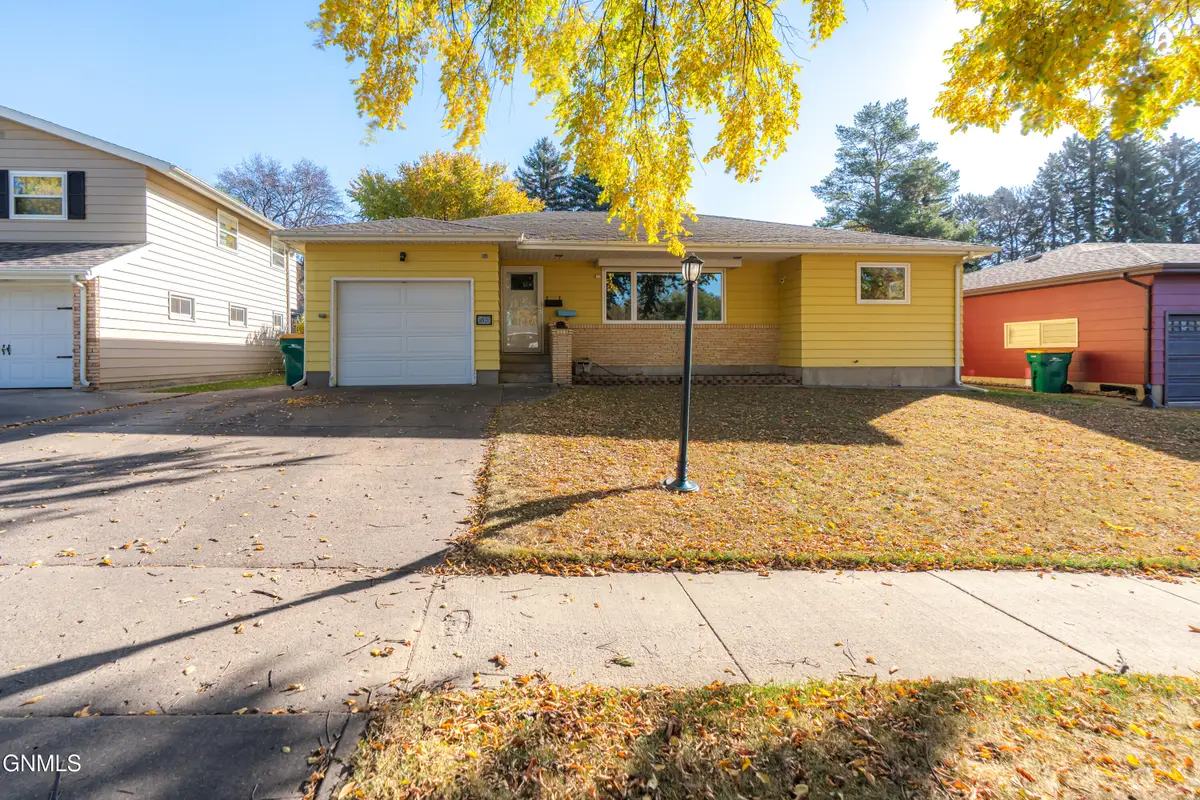 1321 17th Street, Bismarck, ND 58501 - #1