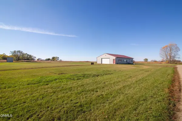 439 Nicollet Avenue, Driscoll, ND 58532