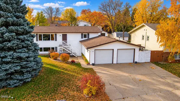 1309 17th Street Se, Mandan, ND 58554