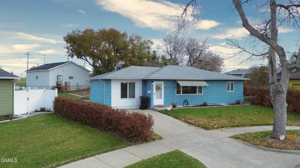 1512 10th Street W, Williston, ND 58801