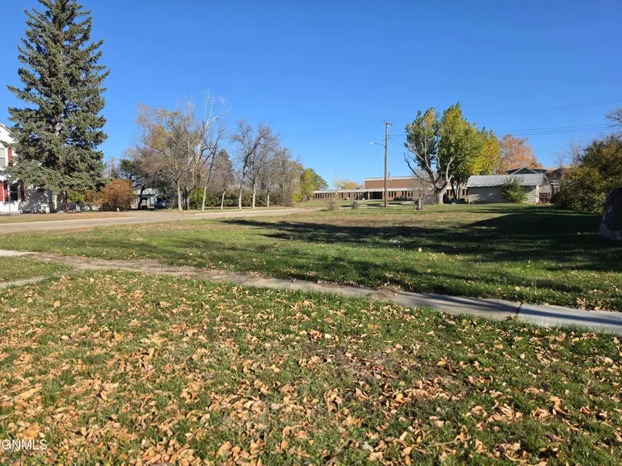 312 Hanks Street, Grenora, ND 58845 - #2