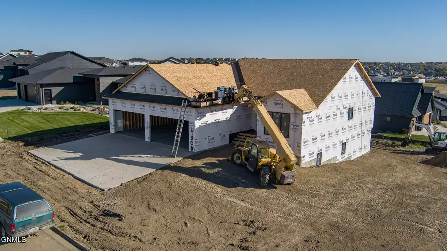 4303 Elk Ridge Drive, Bismarck, ND 58503 - #2