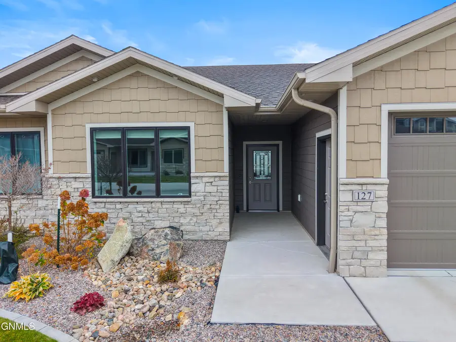 6201 Tyler Parkway #127, Bismarck, ND 58503 - #2