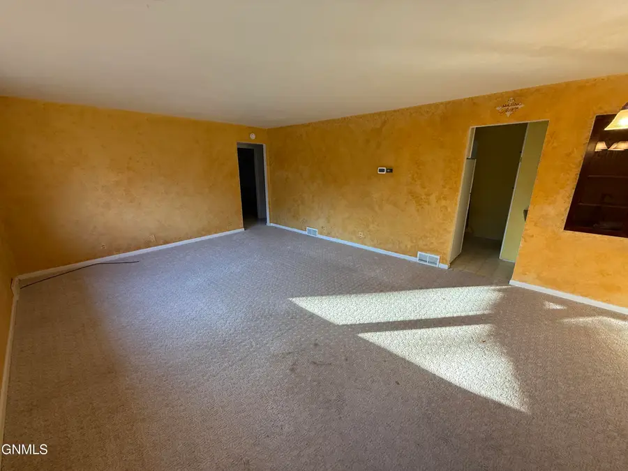 1724 5th Street, Bismarck, ND 58501 - #2