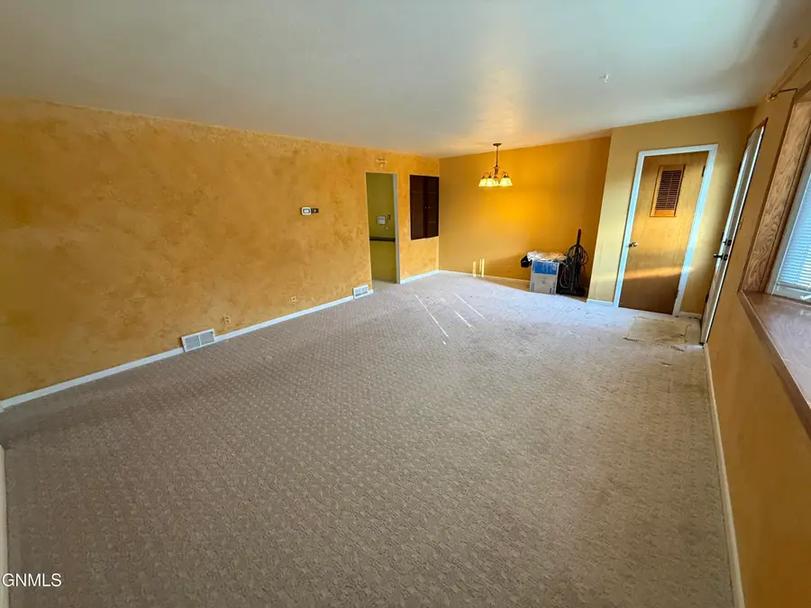 1724 5th Street, Bismarck, ND 58501 - #3