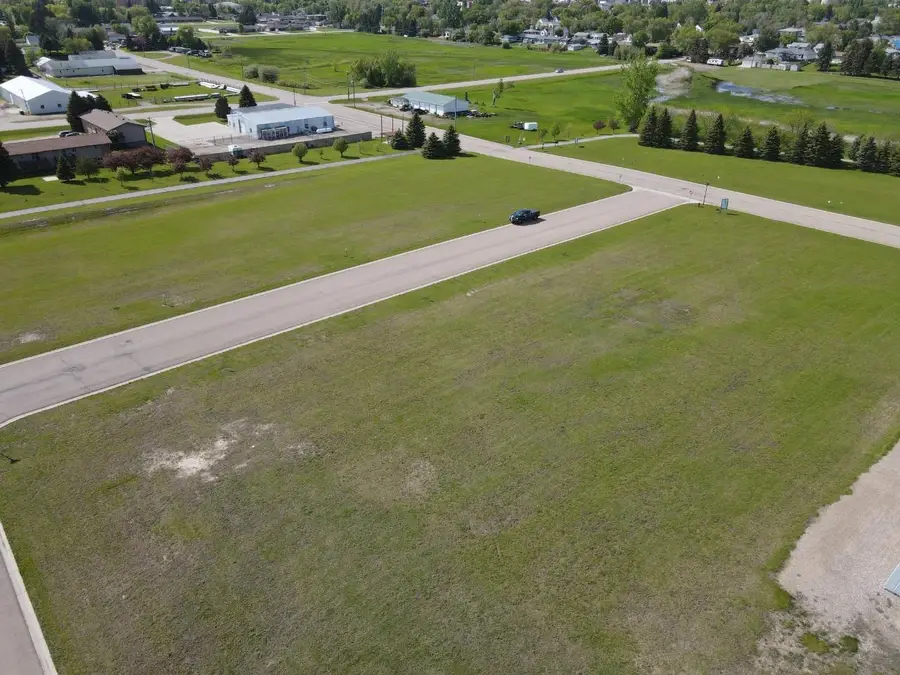 Chalmers 1st Addn B4 L5, Rugby, ND 58368 - Image #3