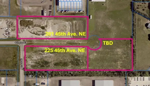 201 45th Ave. NE, Minot, ND 58703