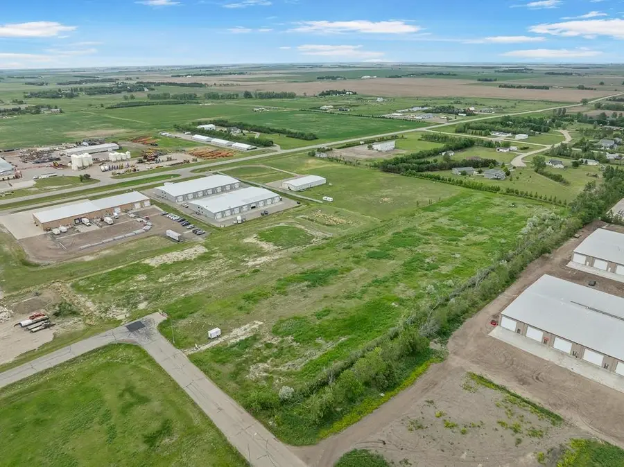 201 45th Ave. NE, Minot, ND 58703 - Image #3