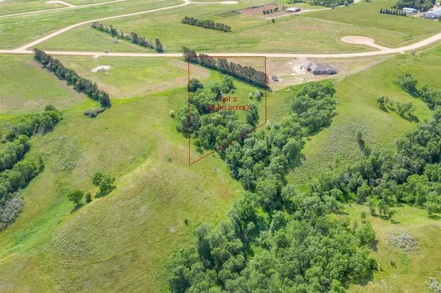 2115 43RD AVE SE, Minot, ND 58701 - Image #2