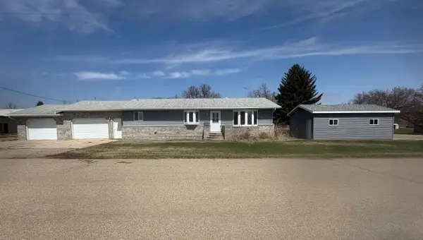 325 Libbie St., Newburg, ND 58762