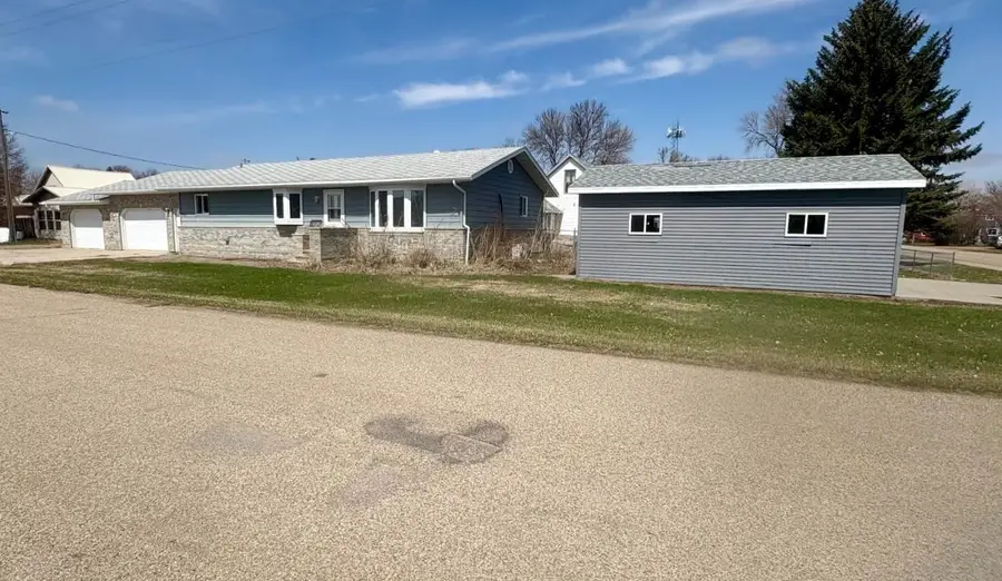 325 Libbie St., Newburg, ND 58762 - Image #3
