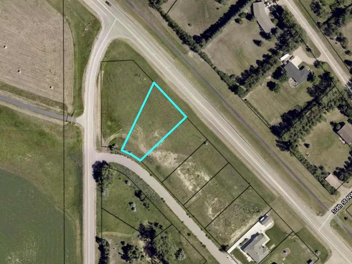 5300 NW Tumbleweed RD, Minot, ND 58703 - Image #1