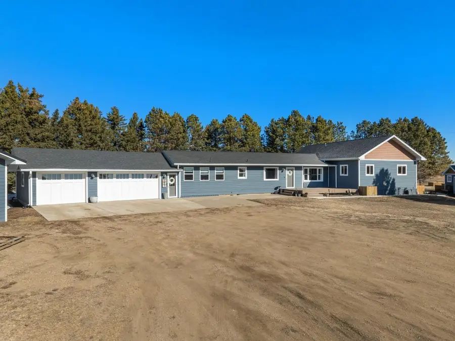 1605 46th St. N, Velva, ND 58790 - Image #2