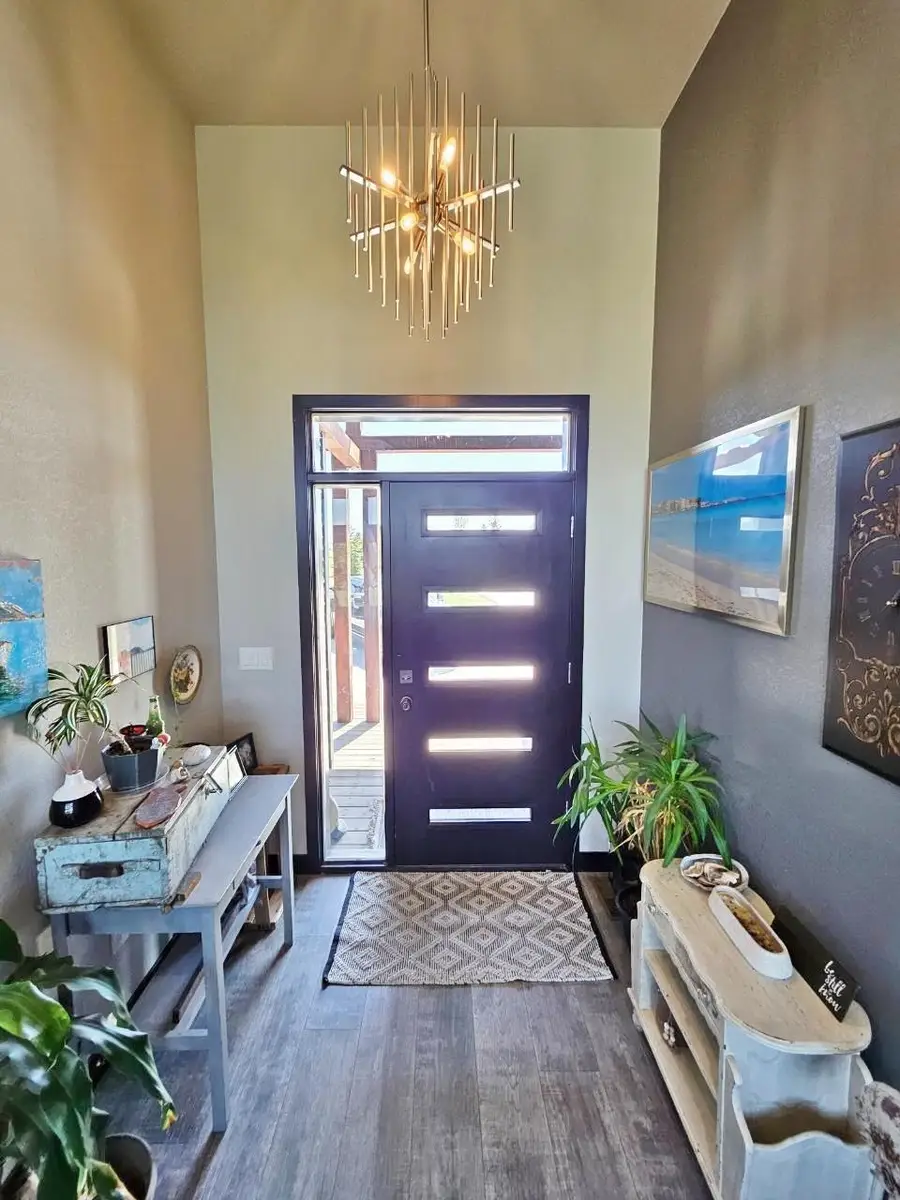 1007 5th St. SE, Rugby, ND 58368 - Image #3