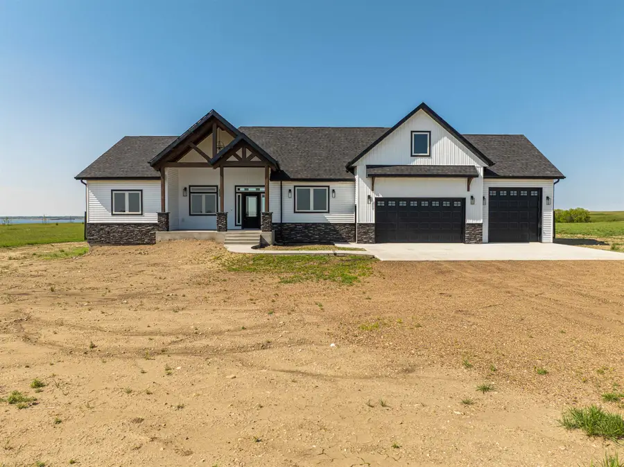 1265 NW 42L Ave, Garrison, ND 58540 - Image #2