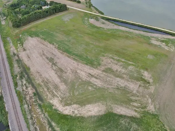 66th St. NE, Rugby, ND 58368