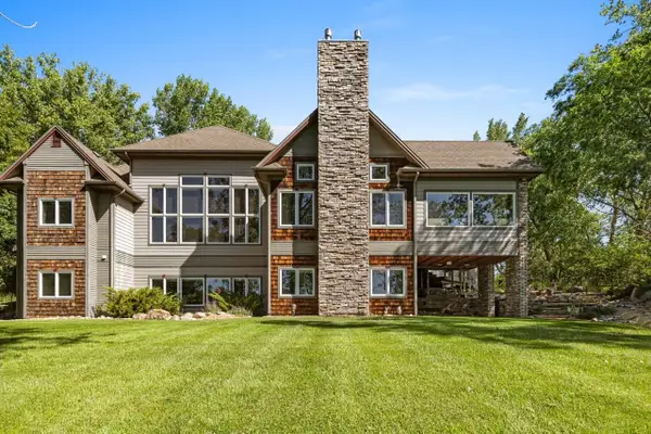 807 17th Ave. NW, Minot, ND 58703