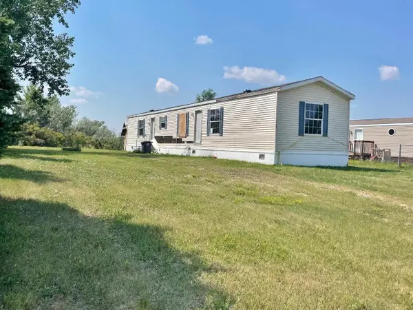 707 Carvell St, Max, ND 58759