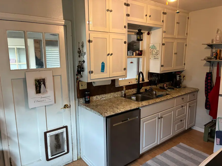 203 SE 3rd Ave, Mohall, ND 58761 - Image #2