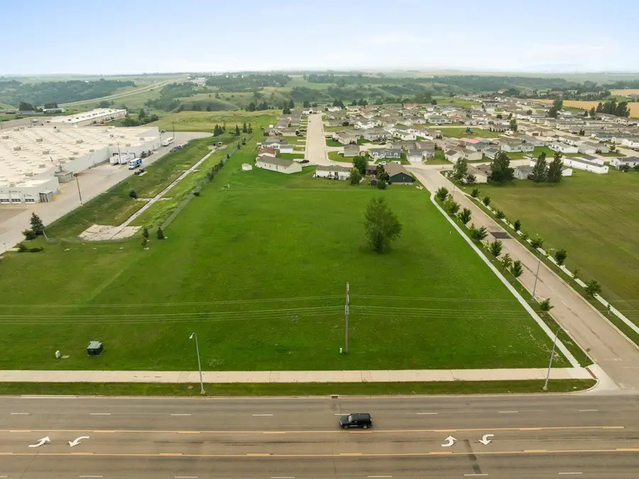 SE Corner of 7th ST. SW & 37th AVE SW, Minot, ND 58701 - Image #3