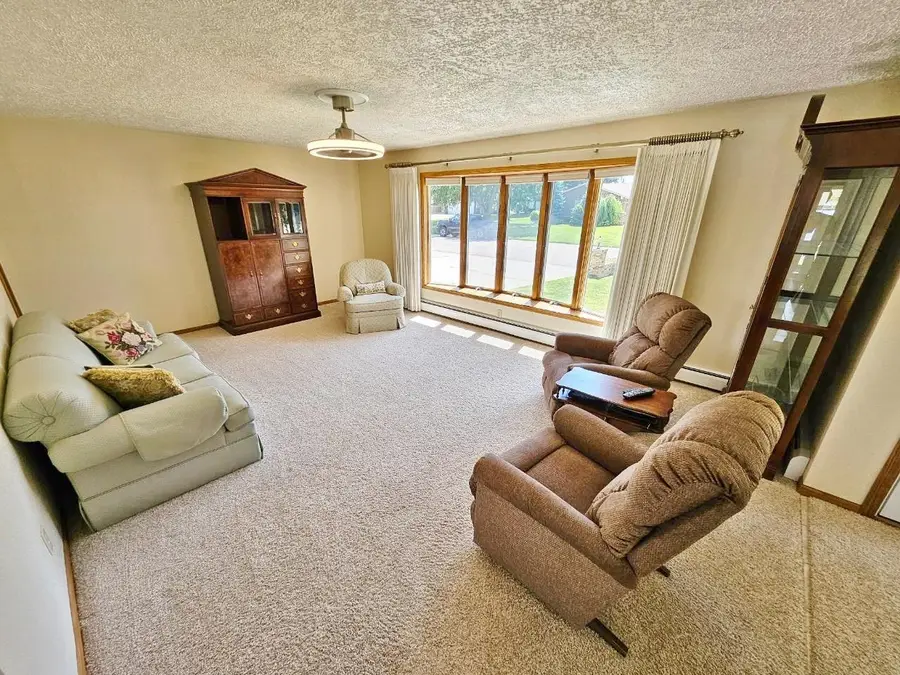 203 Sunset Lane, Rugby, ND 58368 - Image #2