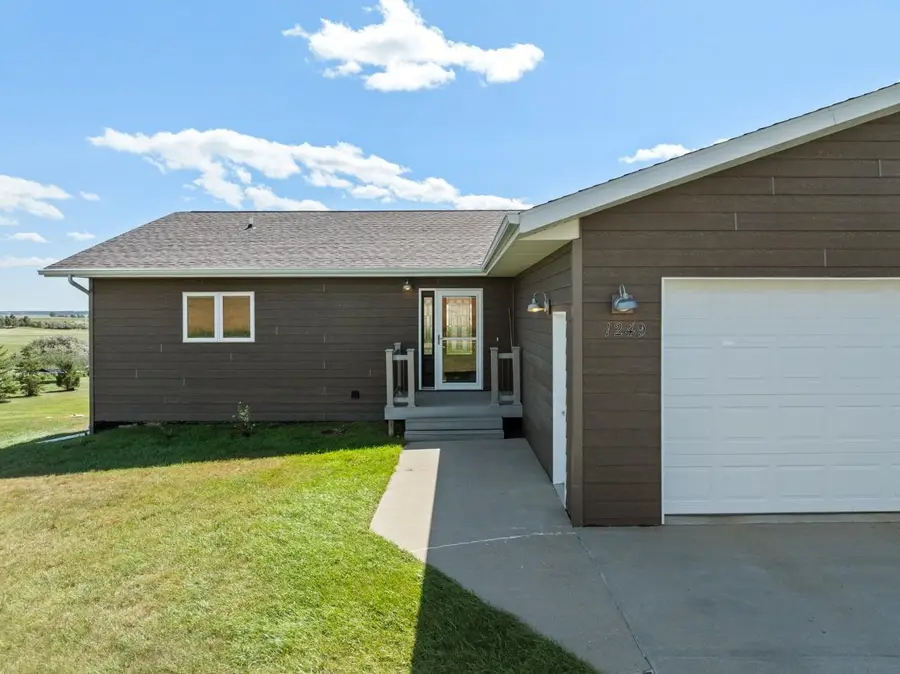4558 12 M Street NW, Garrison, ND 58540 - Image #3
