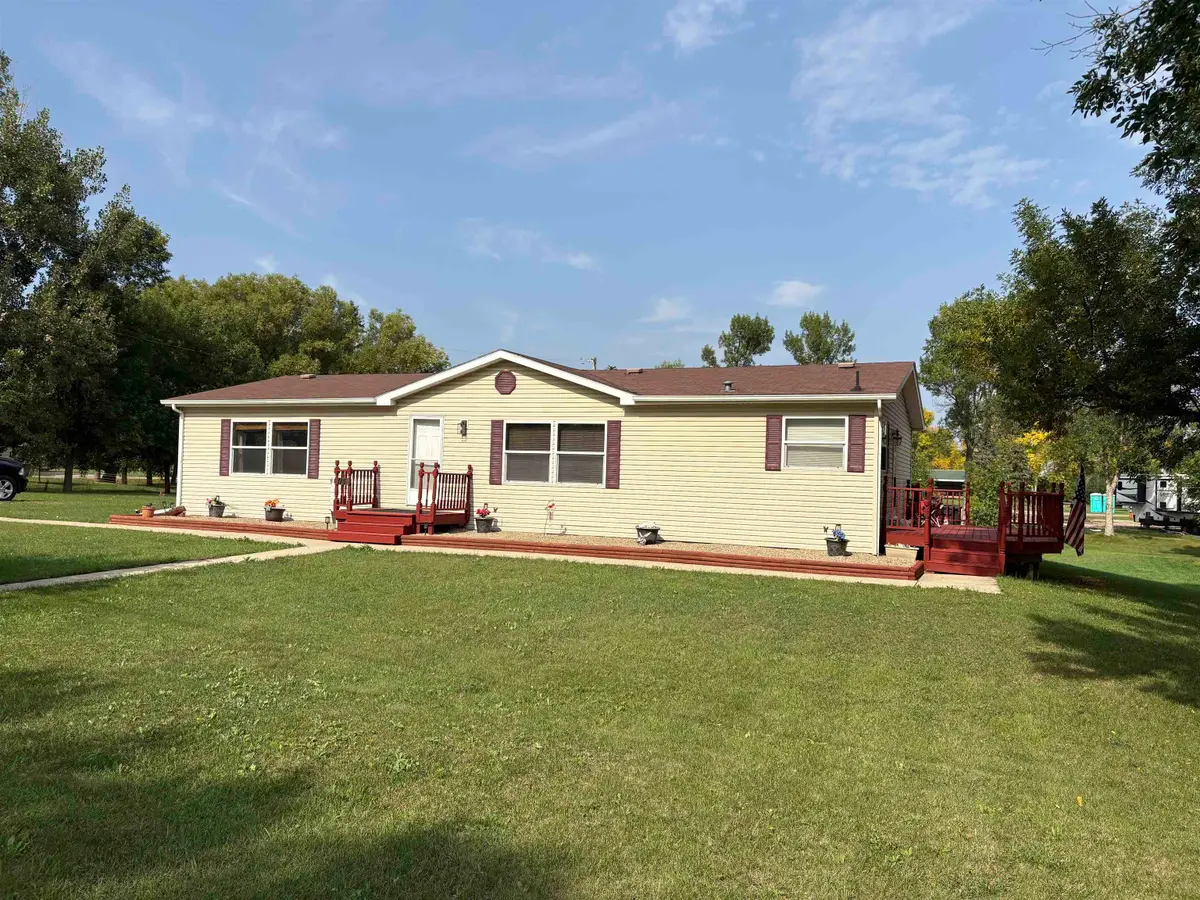 115 4th Ave NE, Berthold, ND 58718 - #1