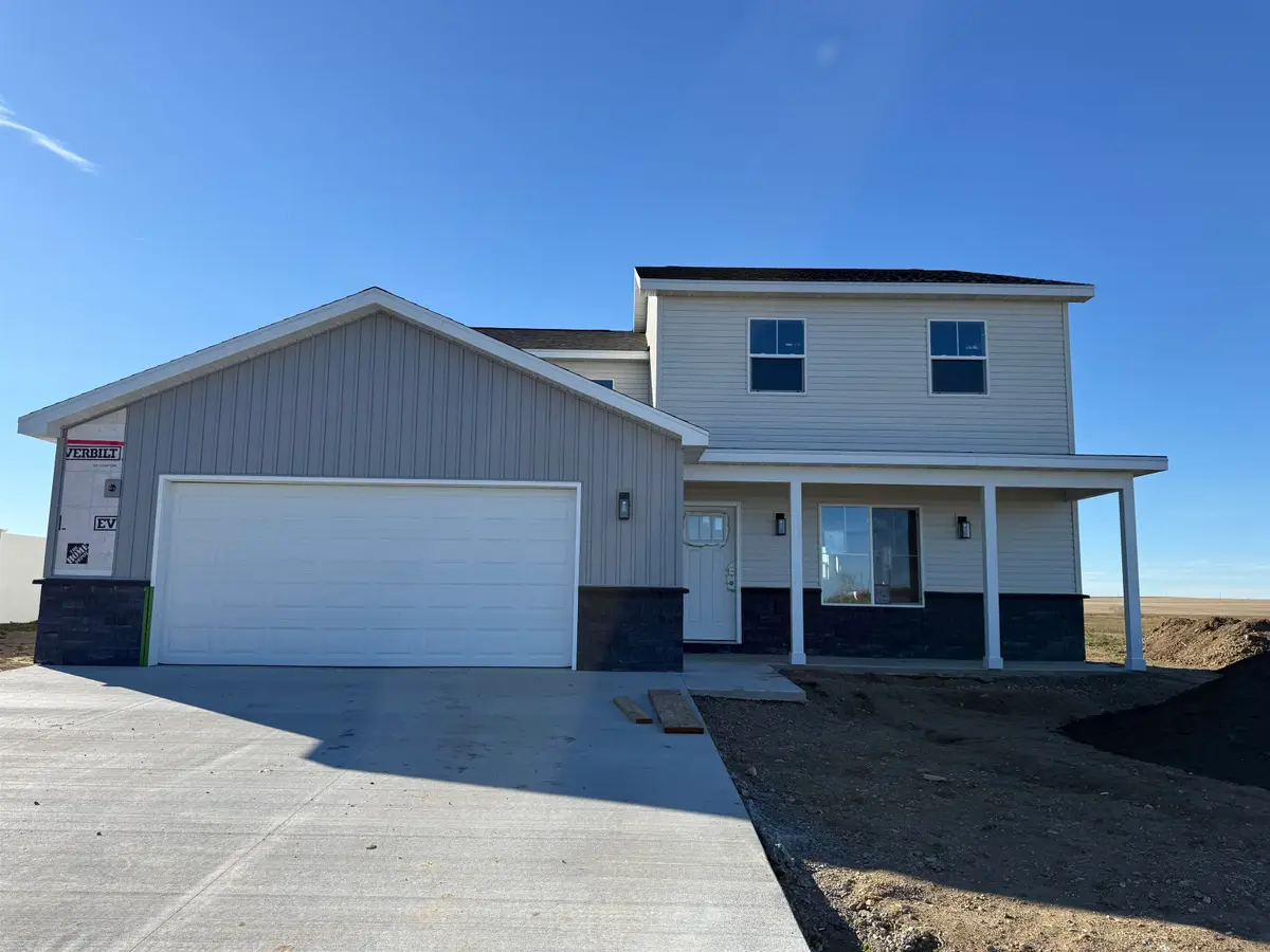 2709 Audubon Loop, Minot, ND 58701 - Image #1