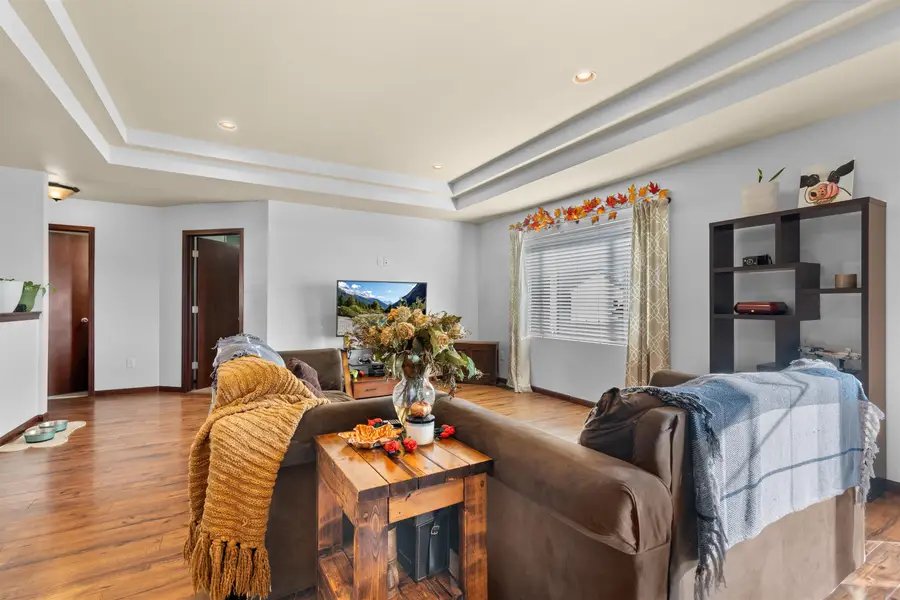 1504 NW 28th St, Minot, ND 58703 - Image #3