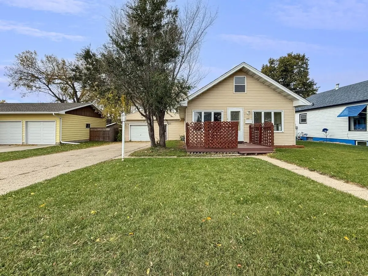 1422 2nd St. SE, Minot, ND 58701 - Image #1