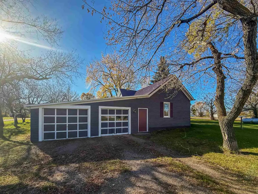 183 Martin St, Maxbass, ND 58760 - Image #2