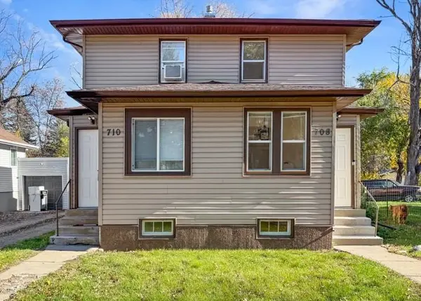 708 5th St NE, Minot, ND 58701