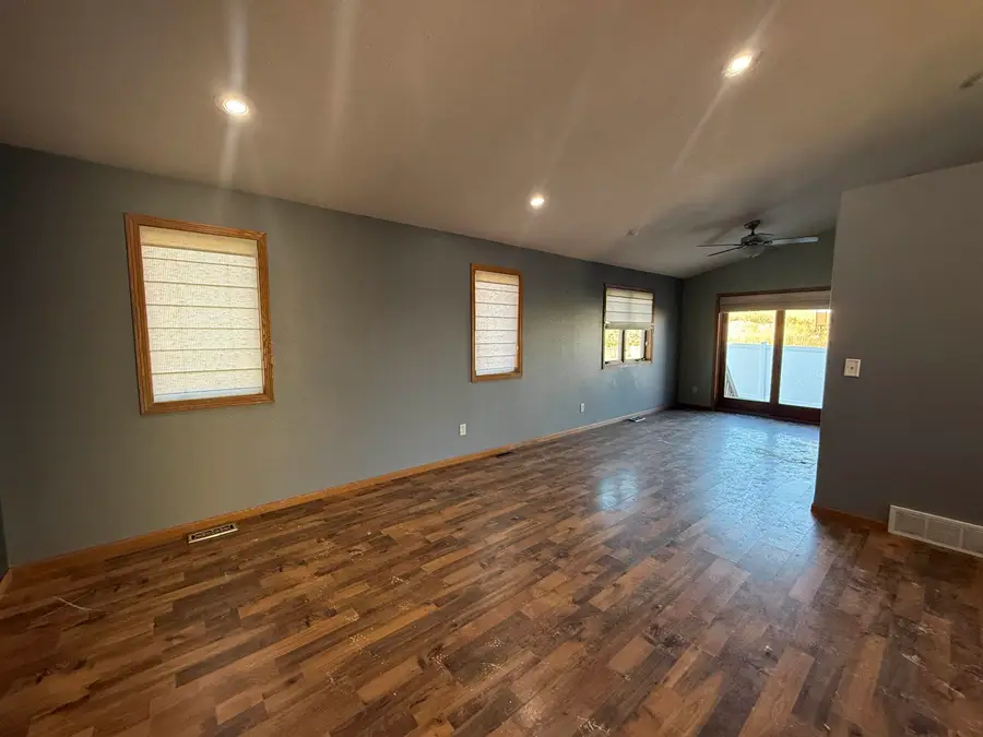 19 Robert St, Burlington, ND 58722 - Image #3