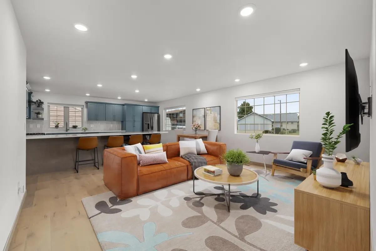 1015 15 1/2 Ave SW, Minot, ND 58701 - Image #1