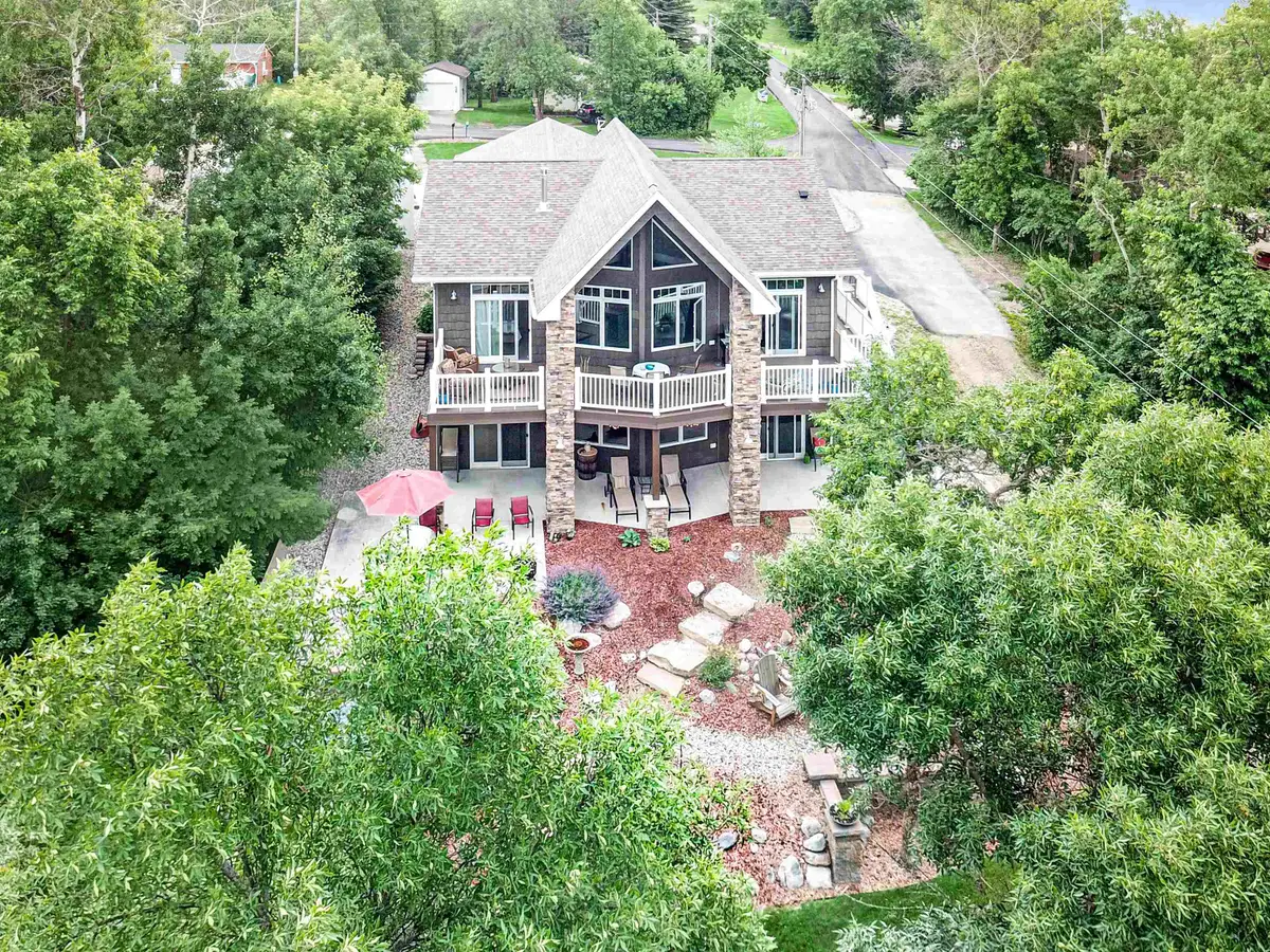 412 Longview Road W, Bottineau, ND 58318 - Image #1