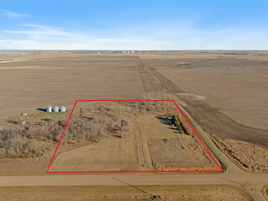 17100 72nd St NW, Minot, ND 58703 - Image #3