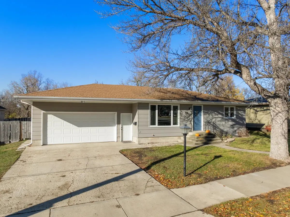 508 BENNETT ST, Bottineau, ND 58318 - Image #1