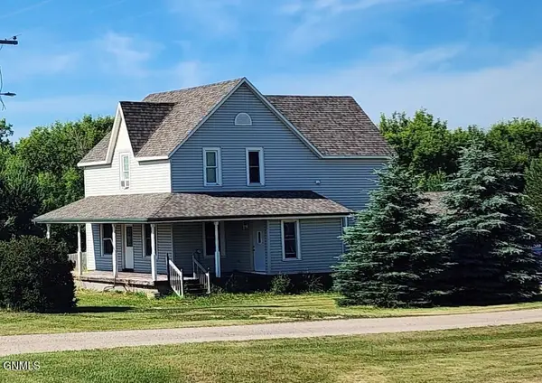 9613 County Road 47, Bottineau, ND 58318