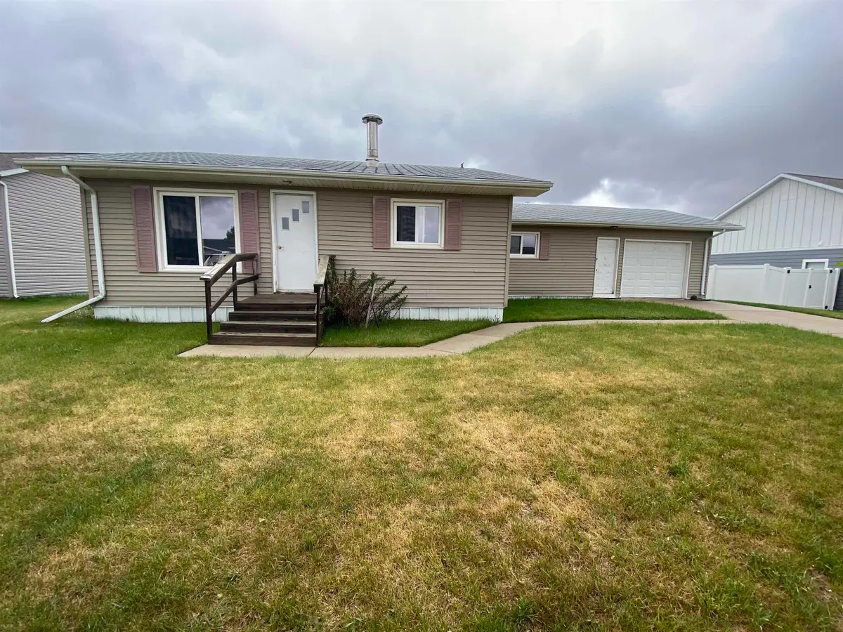 406 5th Ave SW, Surrey, ND 58785 - Image #1