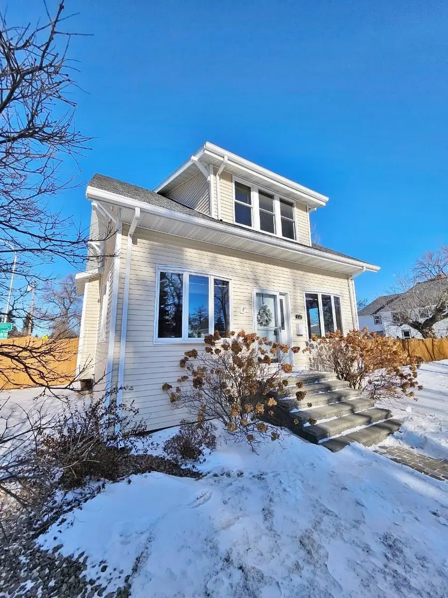 332 3rd St. SW, Rugby, ND 58368 - Image #2