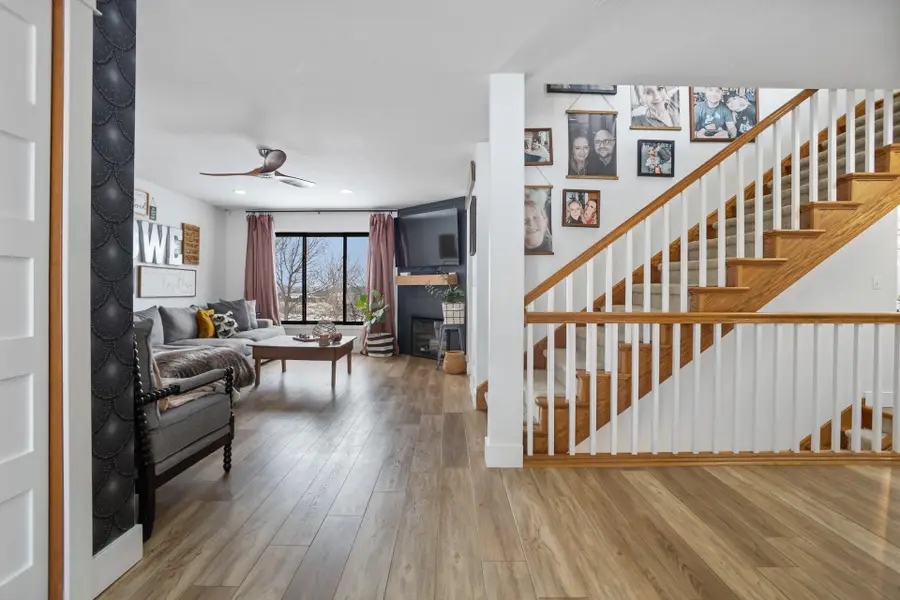 1915 NW 19TH Ave, Minot, ND 58703 - #3