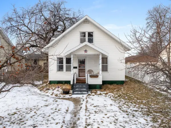 1312 2nd St SE, Minot, ND 58701-5912