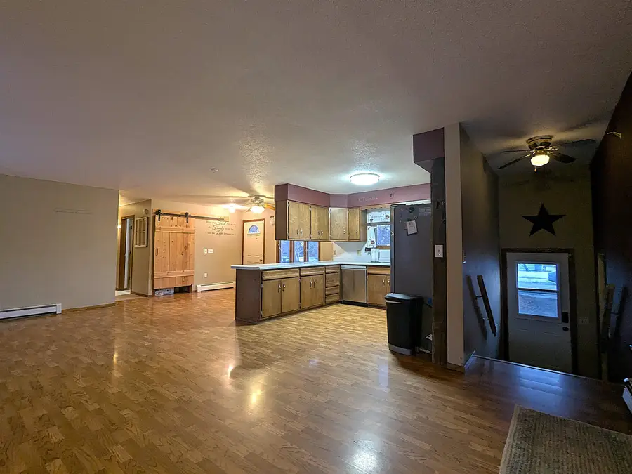 301 6th St NE, Mohall, ND 58761 - #3