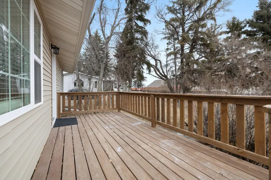 2616 VALLEY STREET, Minot, ND 58701 - #3