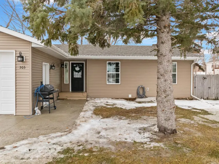 203 Knudson St., Glenburn, ND 58740 - #3